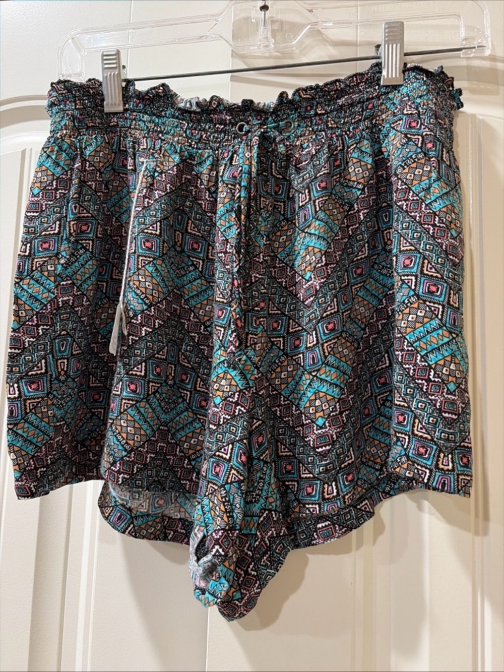 DR2 Women’s Geometric Print Shorts in Teal, Black, Pink